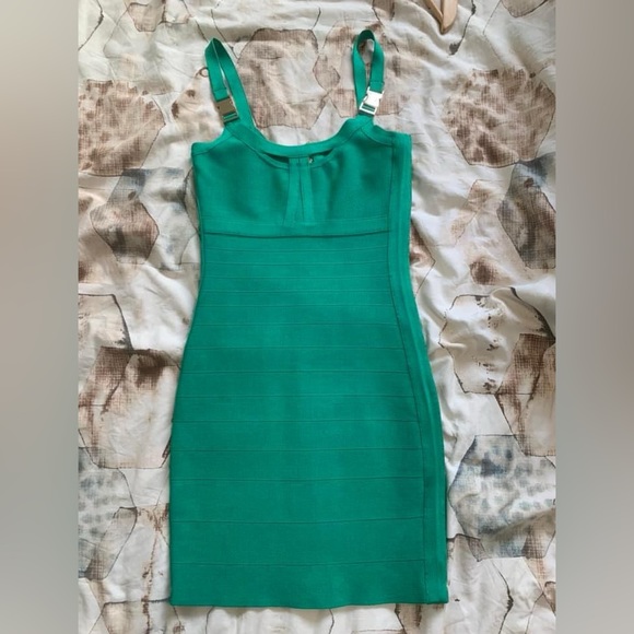 guess green bandage dress GUESS Emerald Mesh Bodycon Dress Stretch Sleeveless Scoop Neck Size M